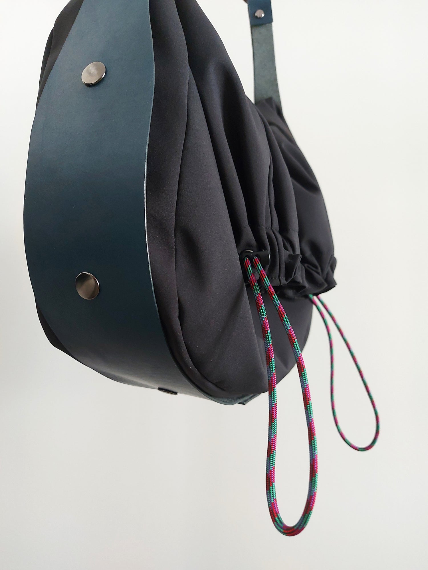 Carryall City Sling