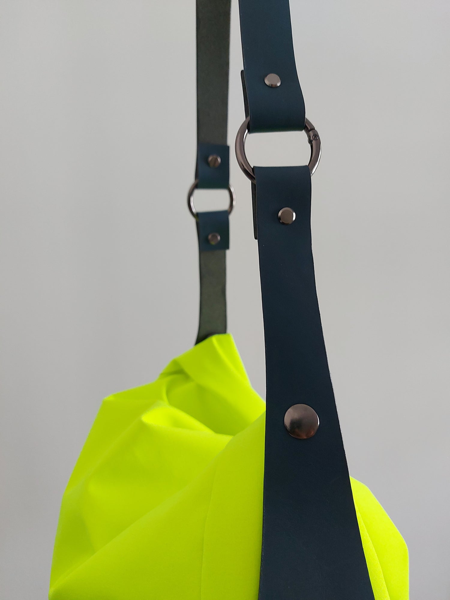 Carryall City Sling