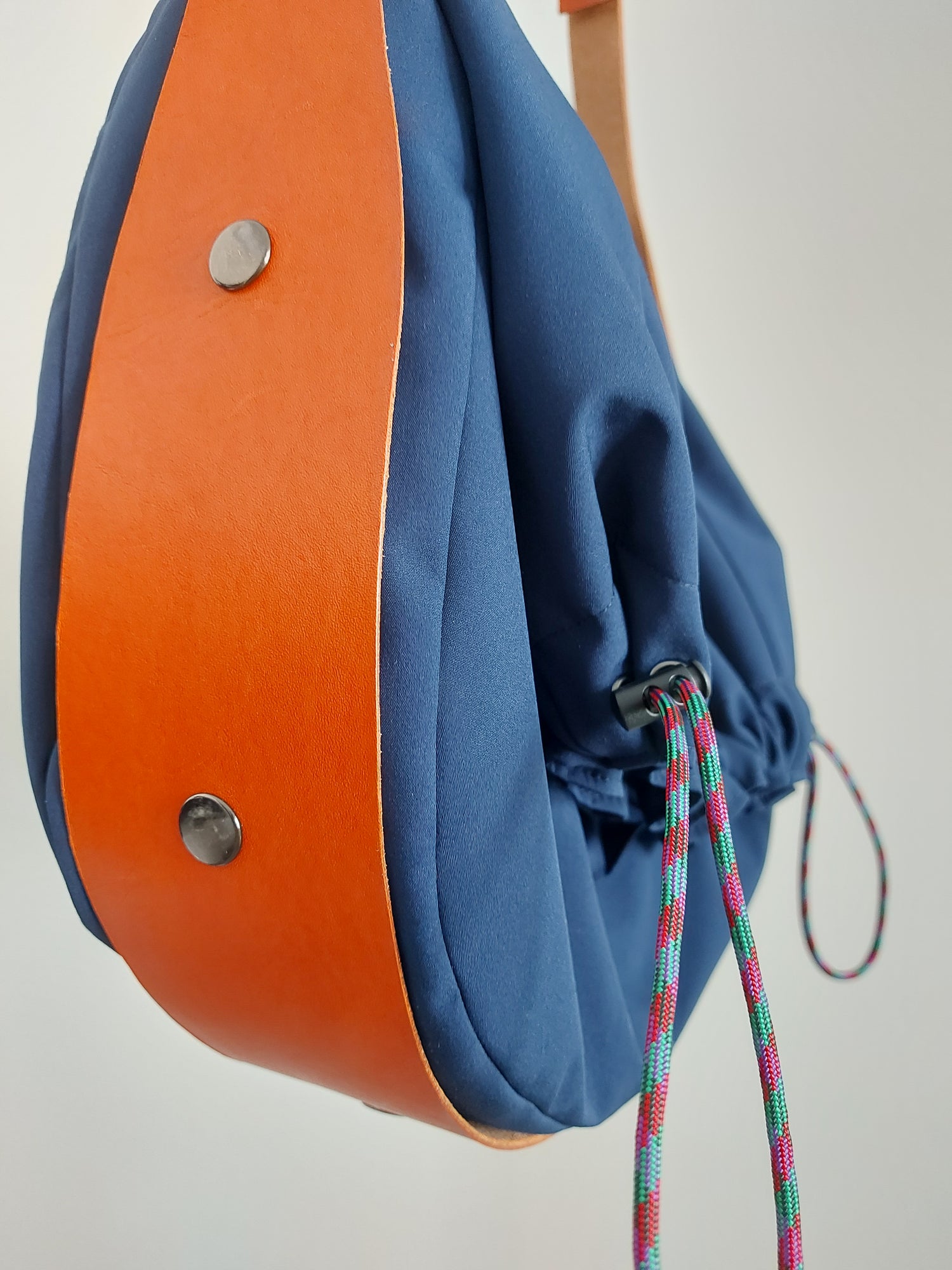 Carryall City Sling